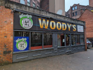 Woody's